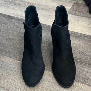 Steve Madden Black Suede Ankle Booties NWOT